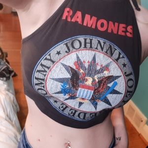 Halter tie crop top Ramones